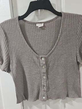POL Taupe Waffle Knit Short Sleeve Crop Top with Buttons See Description